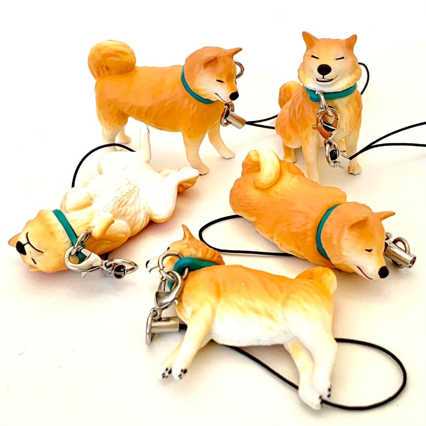 X 70855 LAZY SHIBA DOG CAPSULE-DISCONTINUED
