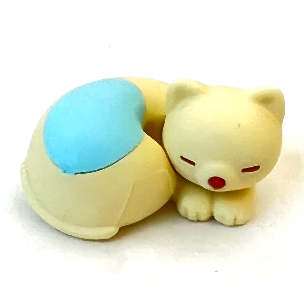 382691 IWAKO PASTEL CATS ERASERS-30