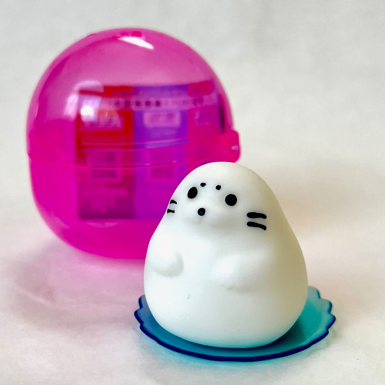 X 70995 Squishy Seal Figurine Capsule-DISCONTINUED