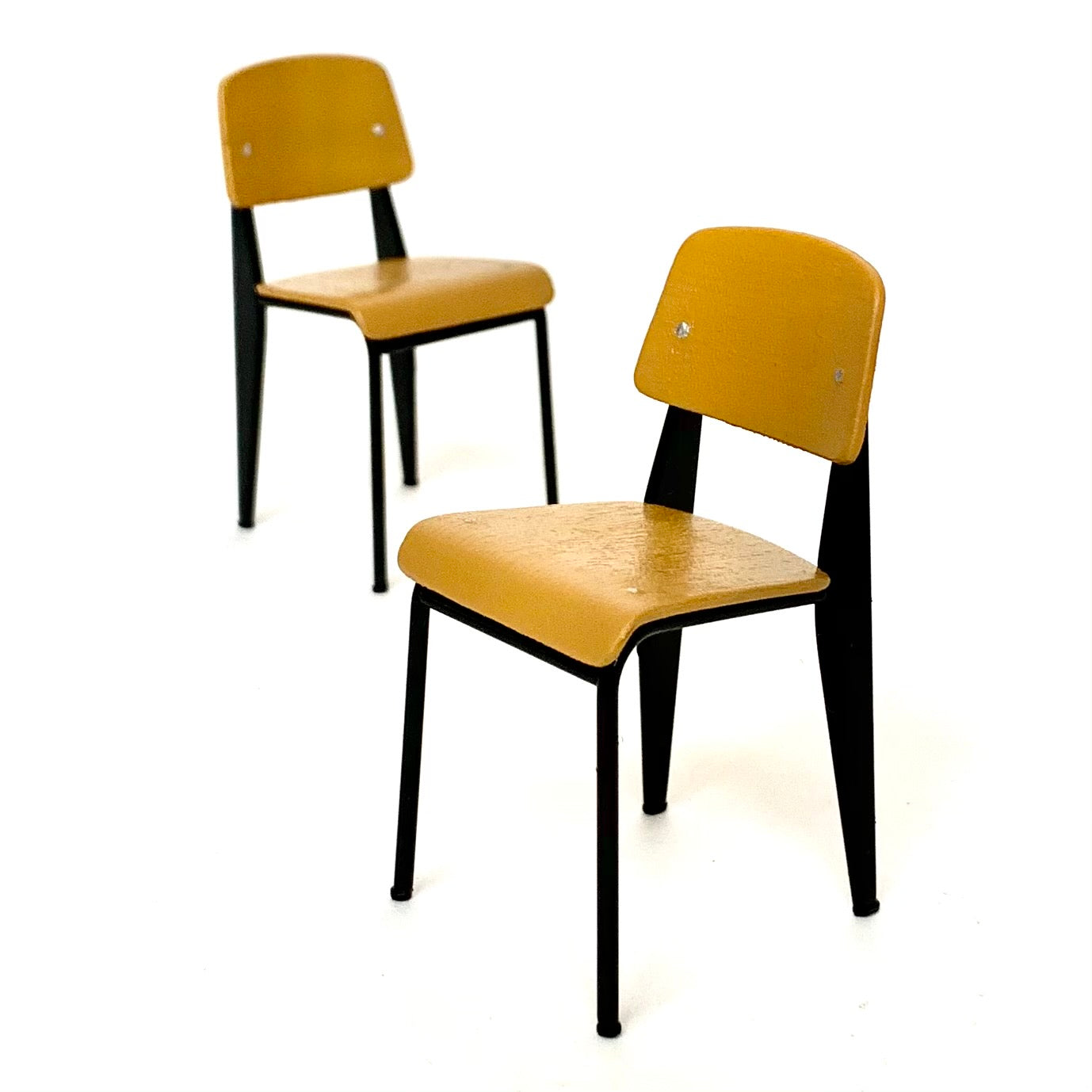 X 75118 Standard Chair-DISCONTINUED