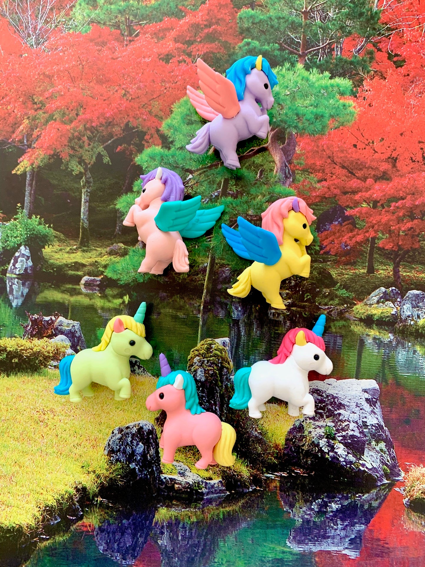 38044 Unicorn & Pegasus Erasers-60