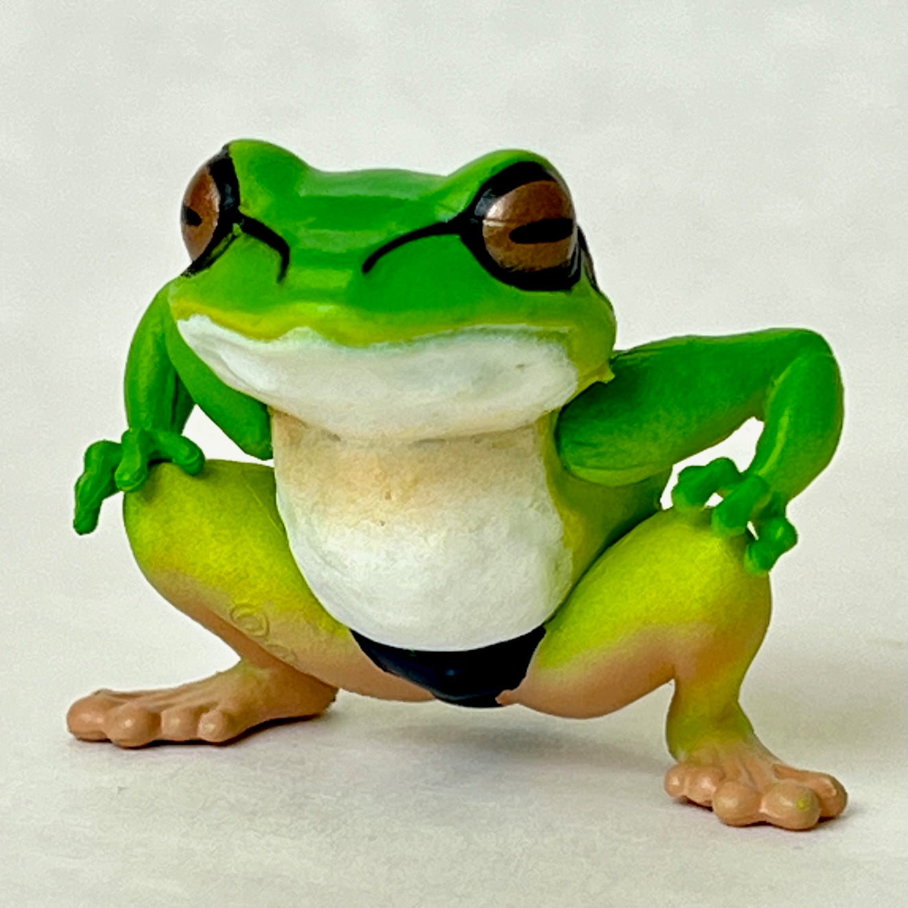 X 70988 SUMO FROG Figurine Capsule-DISCONTINUED